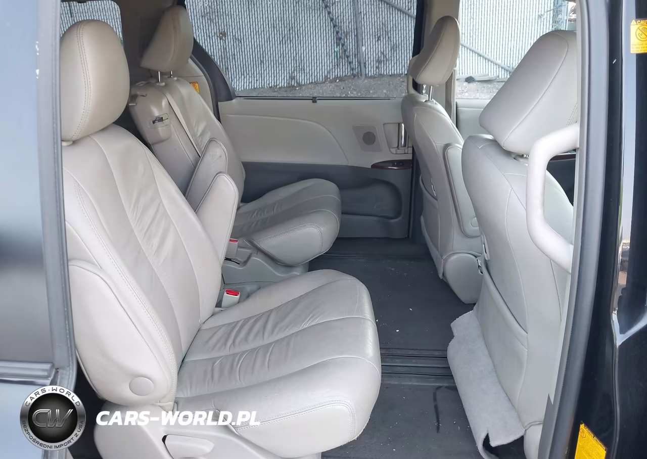 2011 Toyota Sienna Xle V6 VIN:5TDYK3DC7BS158757 - 8