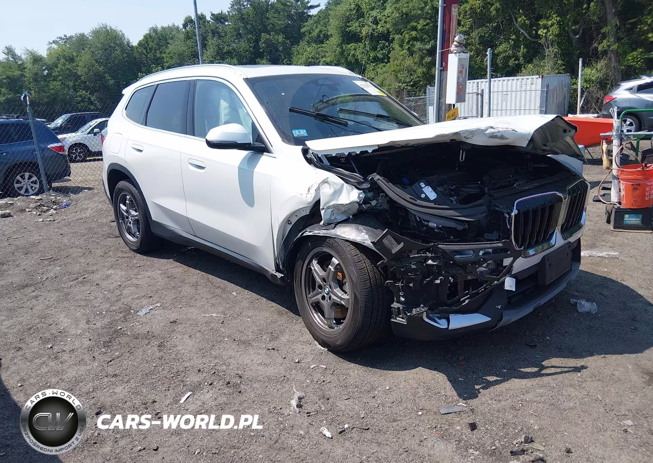 2023 BMW X1 xDrive28I – zdjęcie 1 z 16