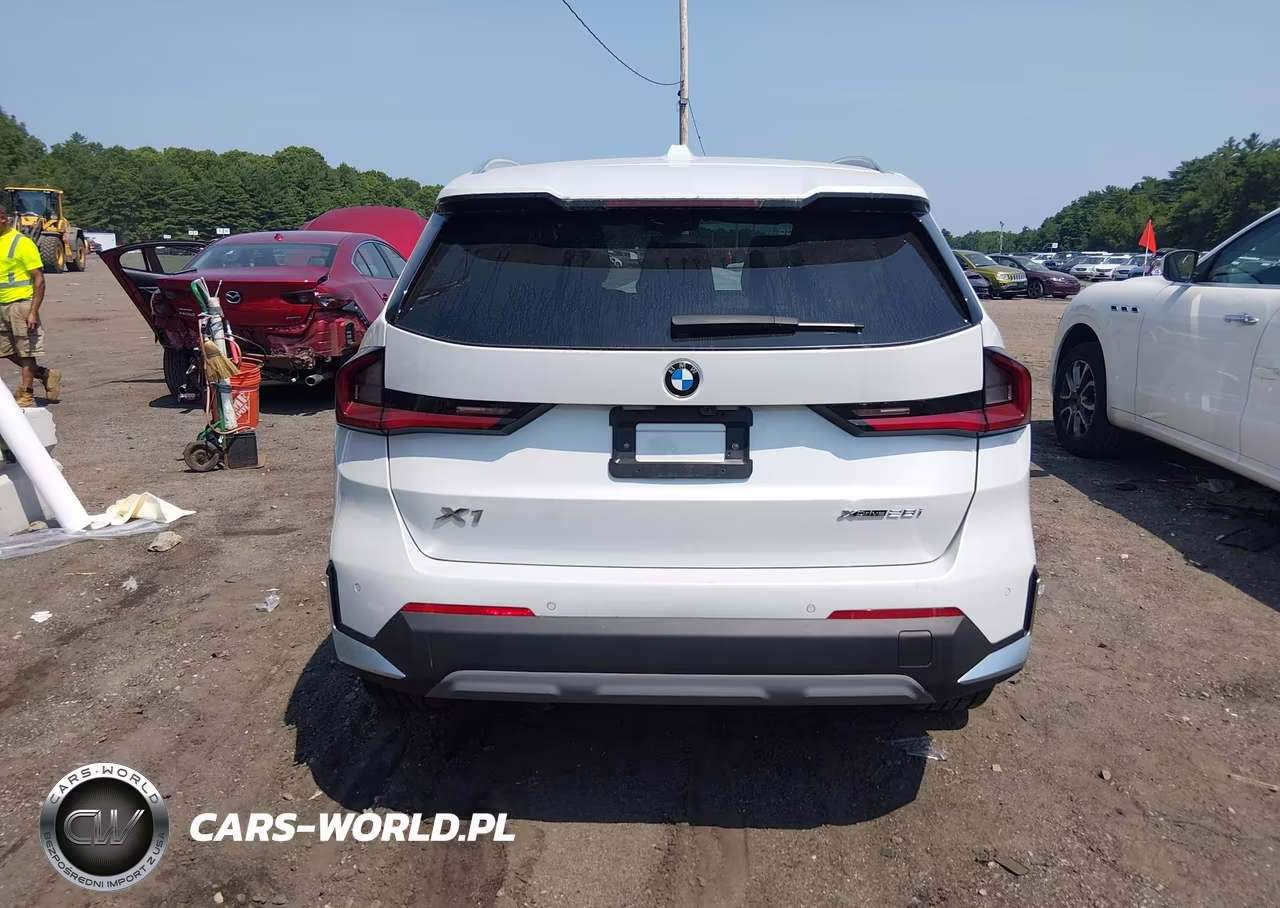 2023 BMW X1 xDrive28I VIN:WBX73EF01P5W43743 - 16