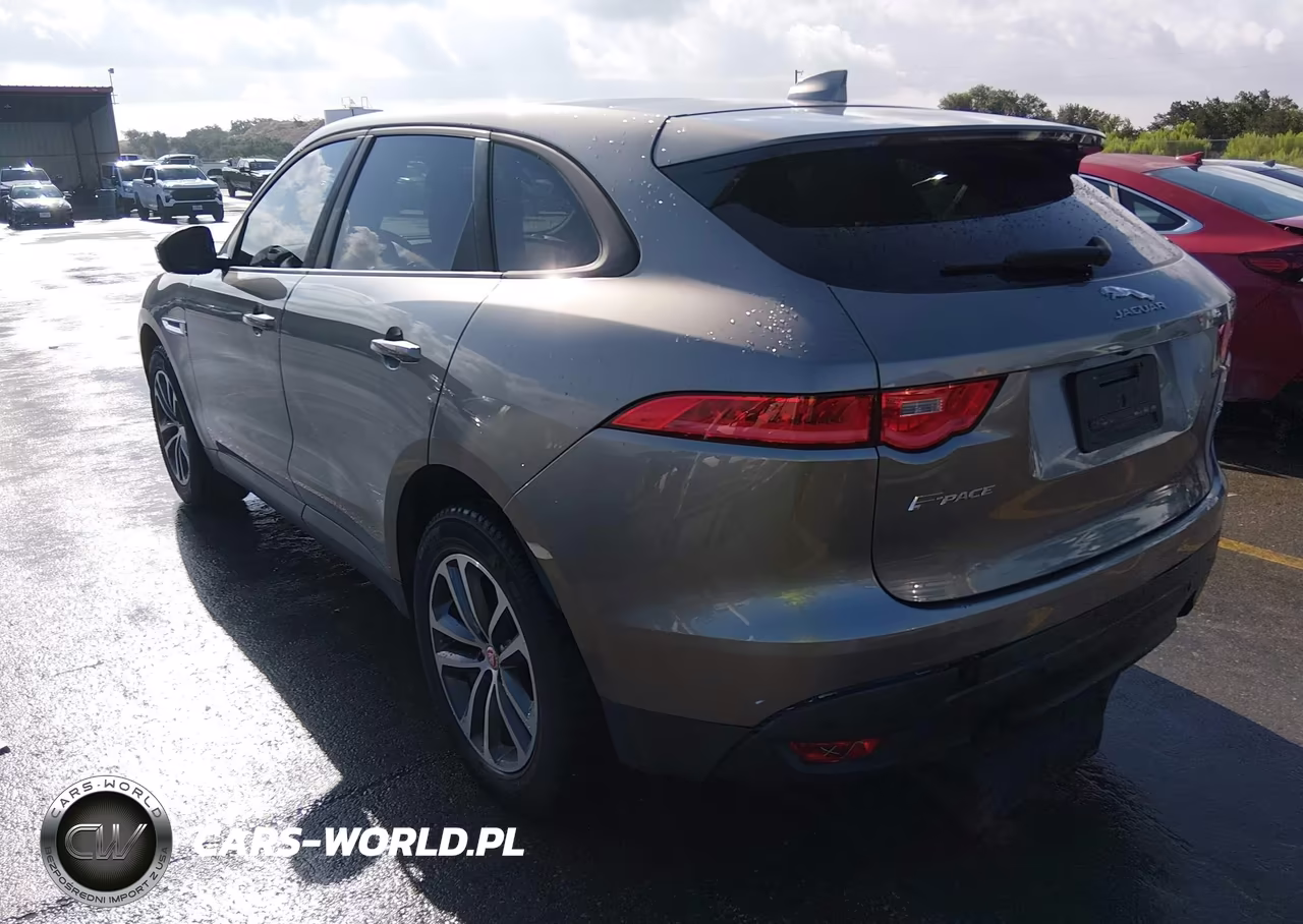 2018 Jaguar F-Pace 25T Premium VIN:SADCJ2FX4JA202110 - 3