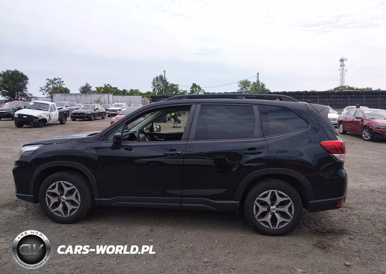 2021 Subaru Forester Premium VIN:JF2SKAFC1MH484070 - 14