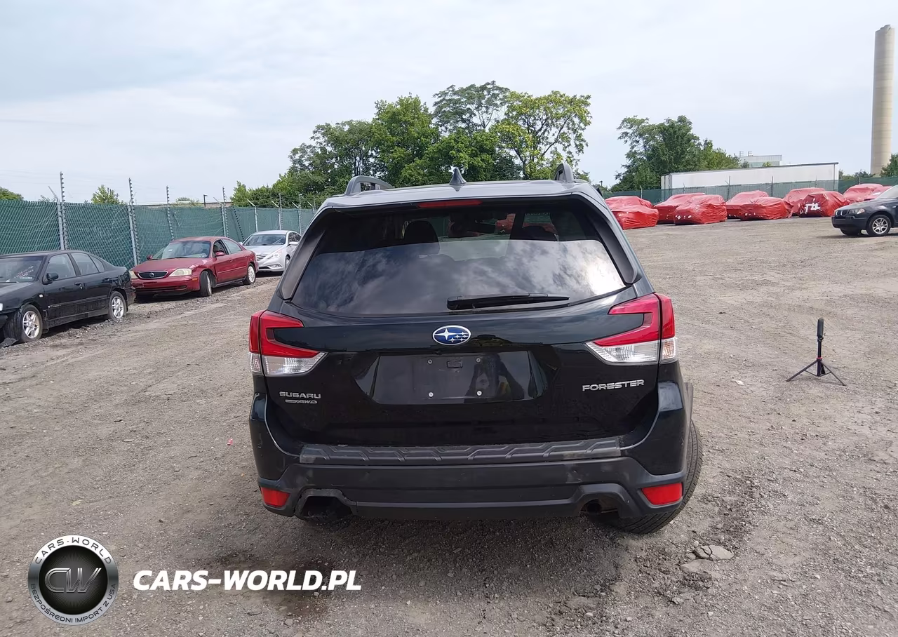 2021 Subaru Forester Premium VIN:JF2SKAFC1MH484070 - 16
