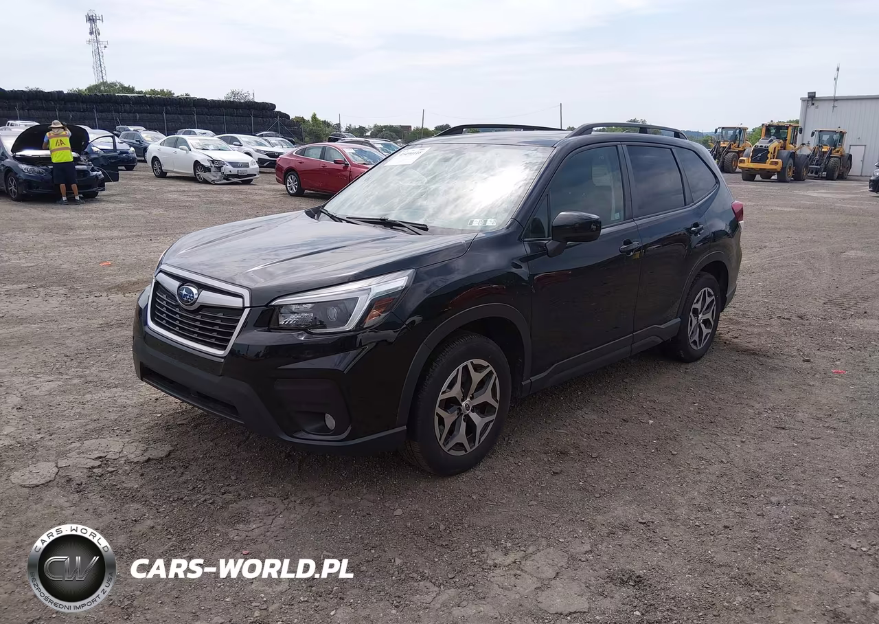 2021 Subaru Forester Premium VIN:JF2SKAFC1MH484070 - 2