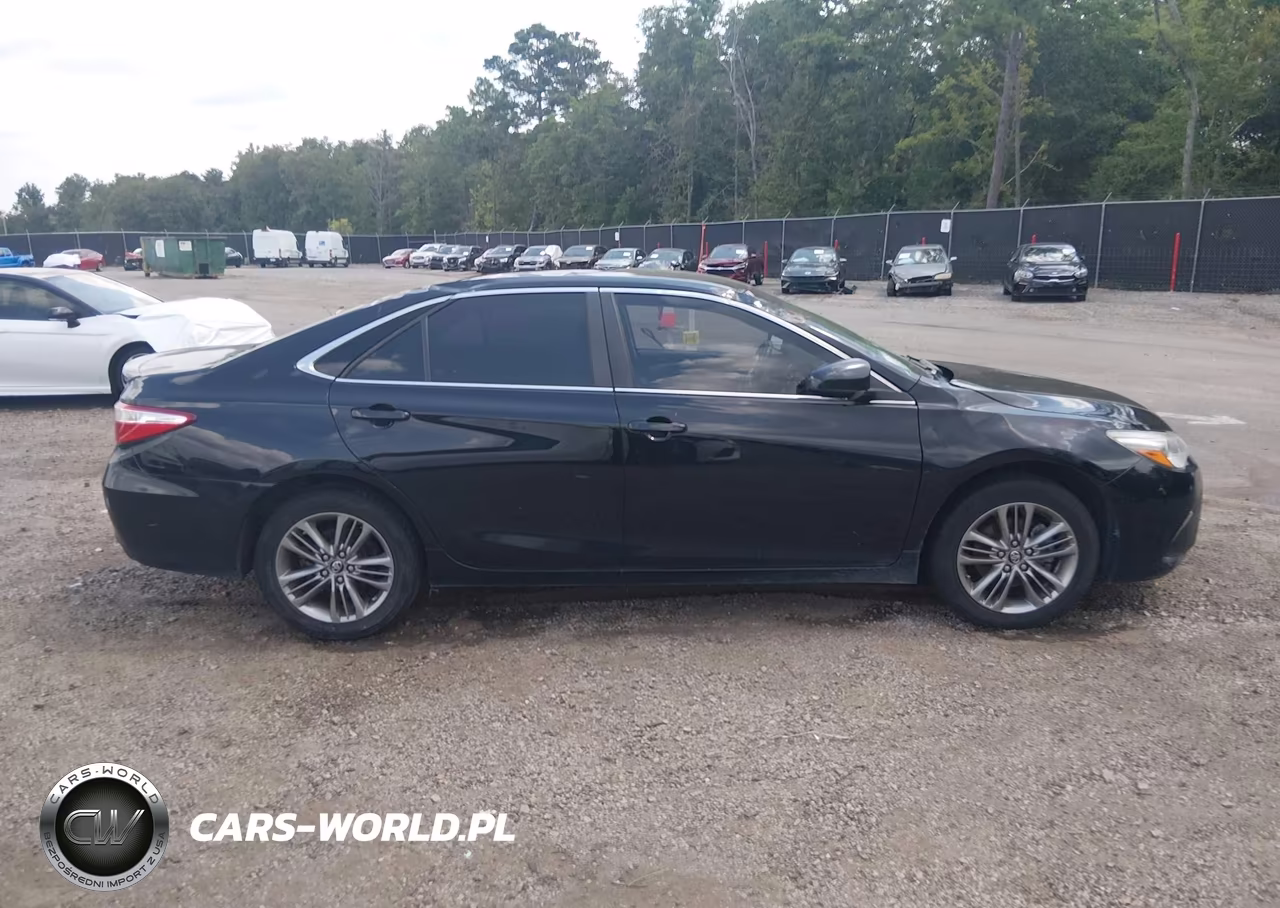 2017 Toyota Camry Se VIN:4T1BF1FK3HU747730 - 13