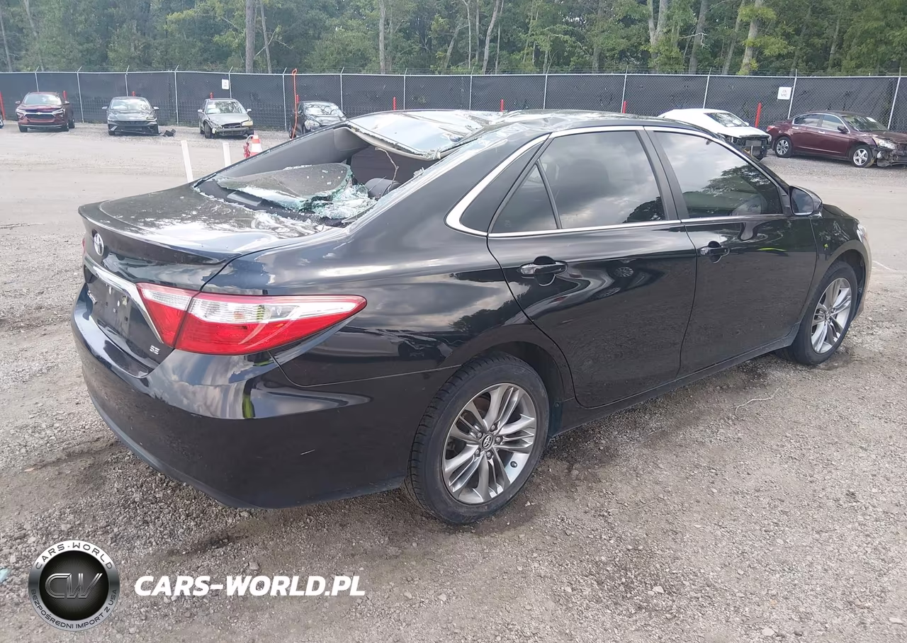 2017 Toyota Camry Se VIN:4T1BF1FK3HU747730 - 4