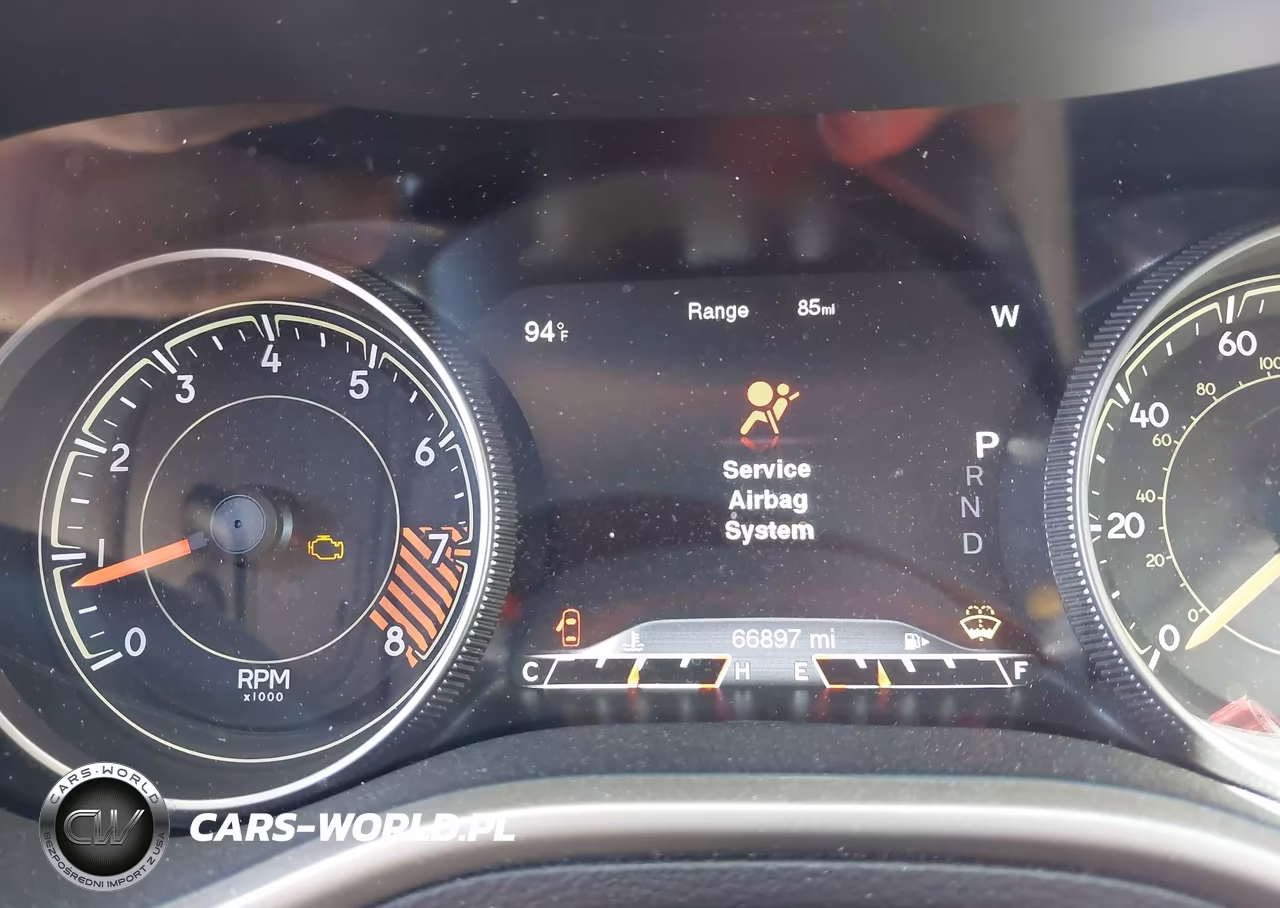 2015 Jeep Cherokee Trailhawk VIN:1C4PJMBS8FW693973 - 7