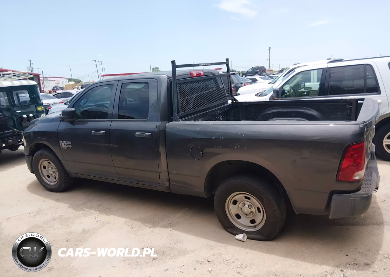 2019 Ram 1500 Classic Tradesman 4X2 6'4 Box VIN:1C6RR6FG9KS608926 - 14