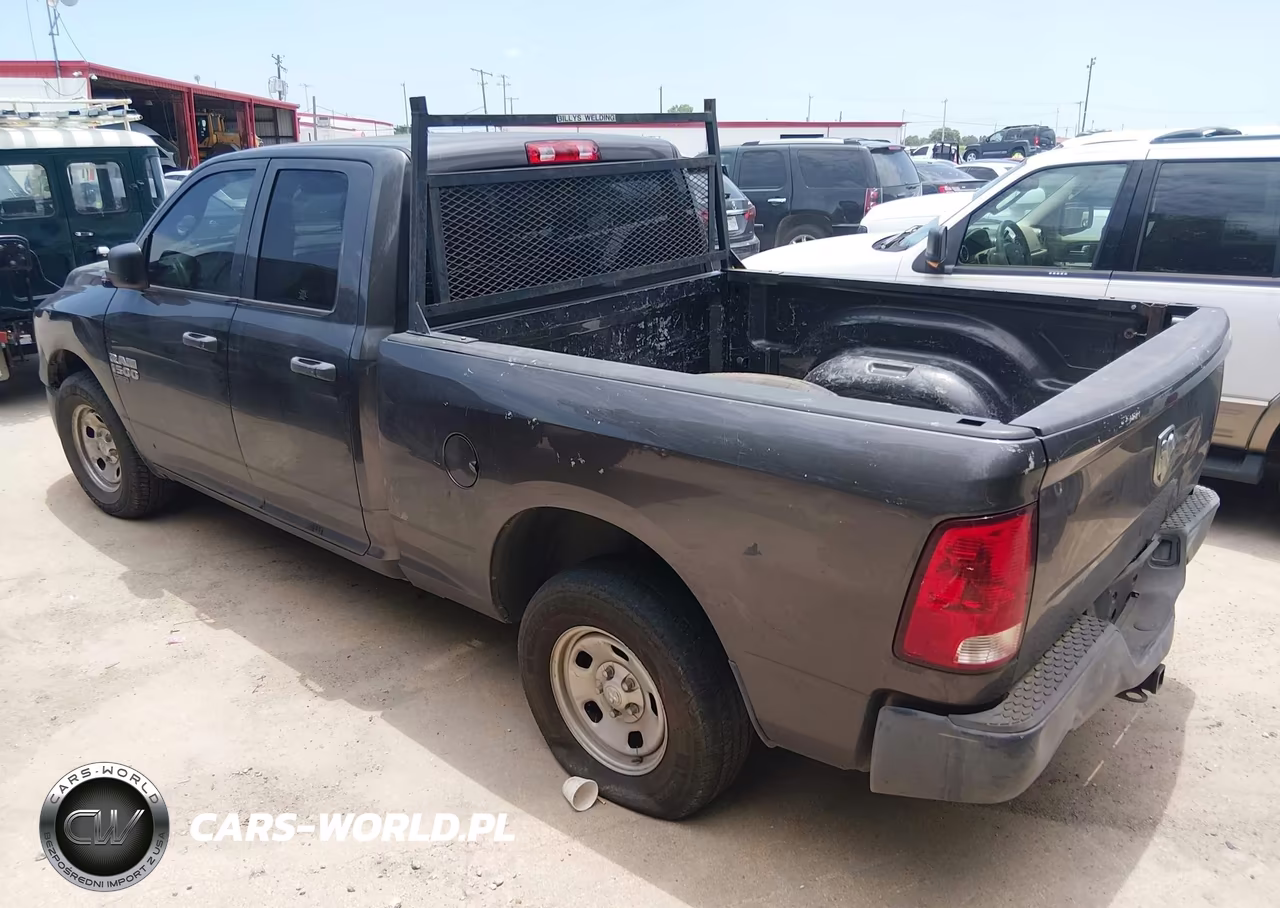 2019 Ram 1500 Classic Tradesman 4X2 6'4 Box VIN:1C6RR6FG9KS608926 - 3