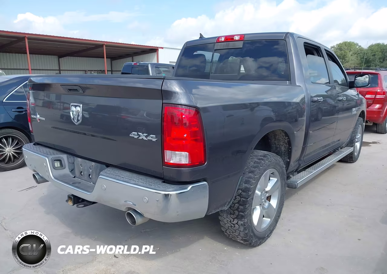 2015 Ram 1500 Lone Star VIN:1C6RR7LM6FS560243 - 4