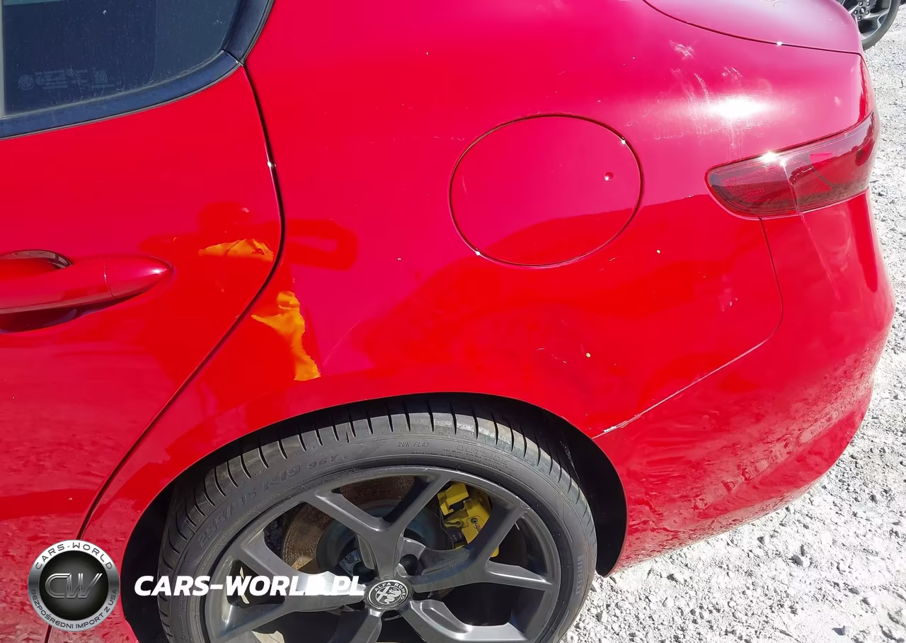 2020 Alfa Romeo Giulia Sport Rwd VIN:ZARFAMAN0L7626075 - 13