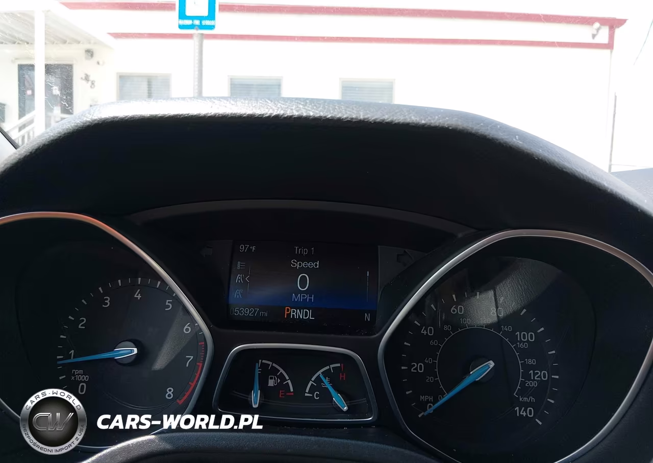 2018 Ford Focus Se VIN:1FADP3F24JL328258 - 7