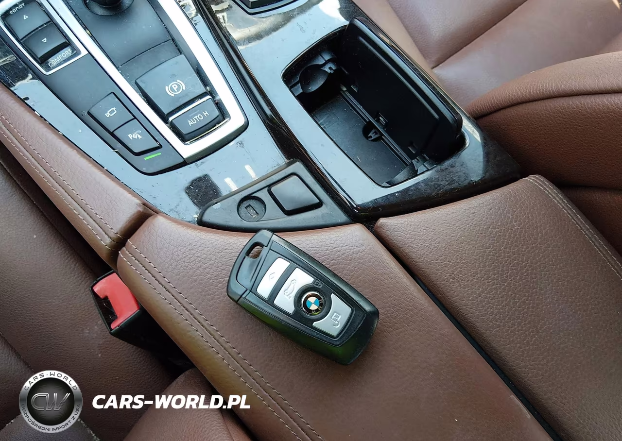 2013 BMW Activehybrid 5 VIN:WBAFZ9C56DD090522 - 11
