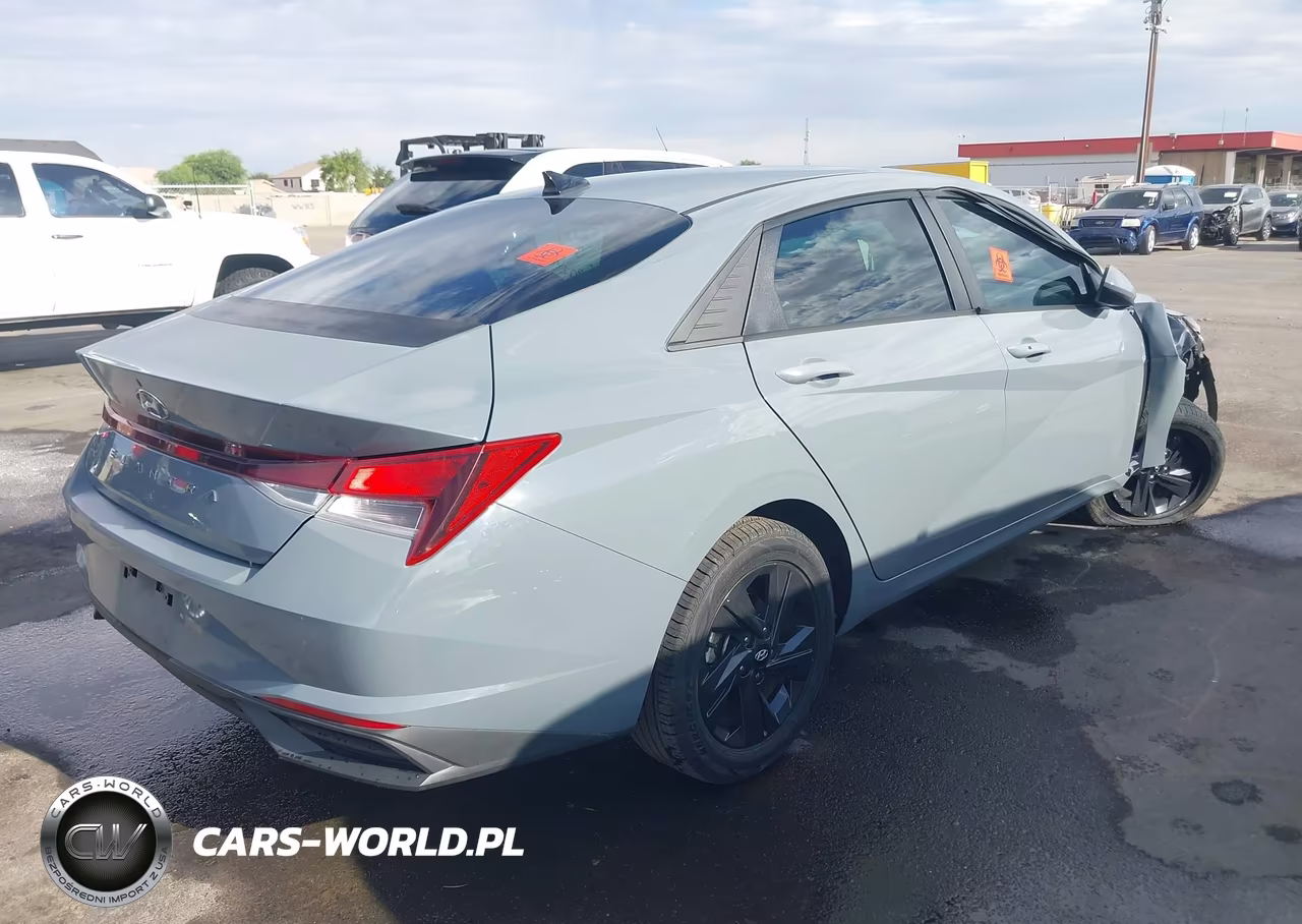2021 Hyundai Elantra Sel VIN:KMHLS4AG7MU193638 - 4