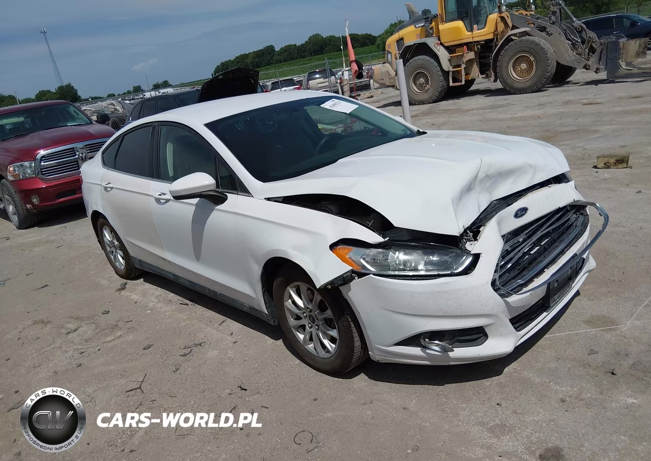 2015 Ford Fusion S – zdjęcie 1 z 16