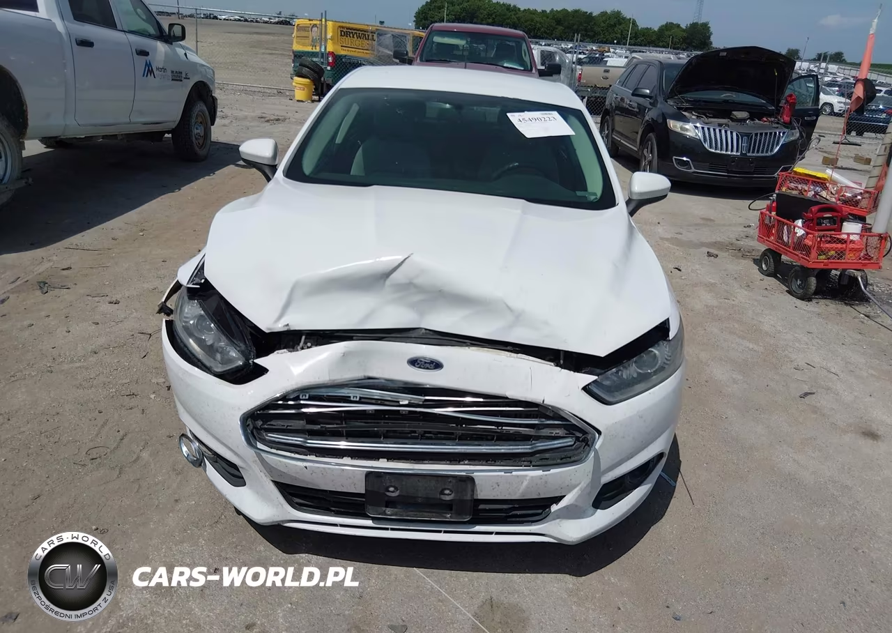 2015 Ford Fusion S VIN:3FA6P0G71FR138816 - 6