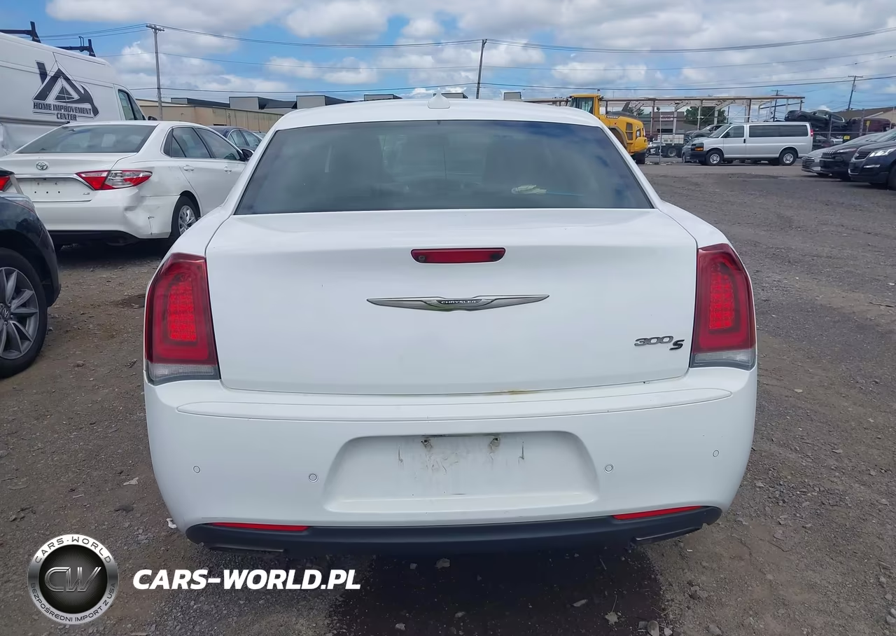 2016 Chrysler 300 300S Alloy Edition VIN:2C3CCABG8GH304546 - 17