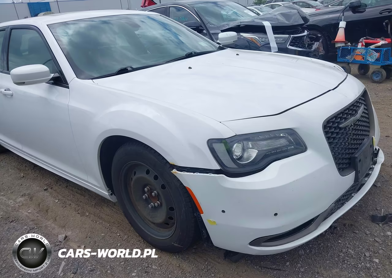 2016 Chrysler 300 300S Alloy Edition VIN:2C3CCABG8GH304546 - 19