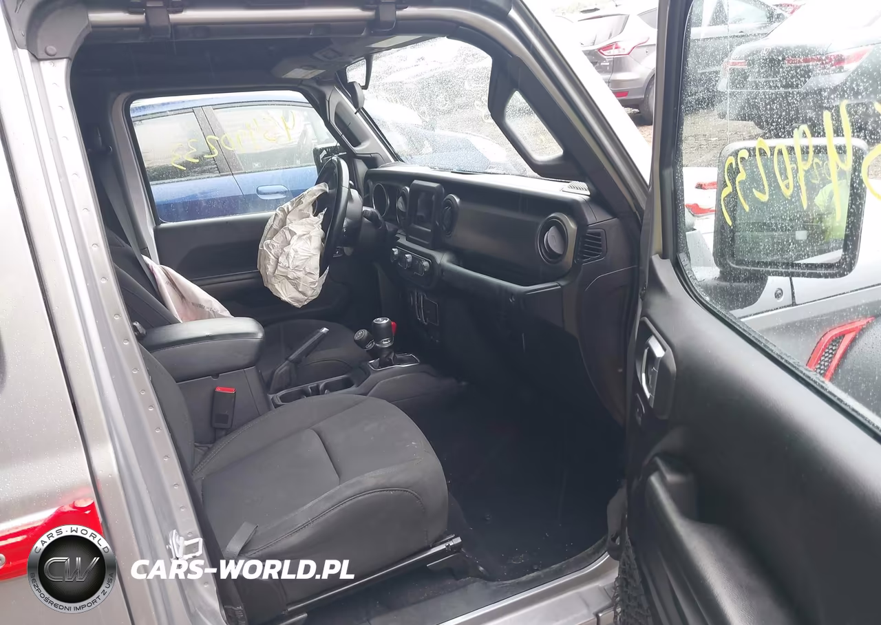 2020 Jeep Wrangler Unlimited Sport S 4X4 VIN:1C4HJXDNXLW182774 - 5