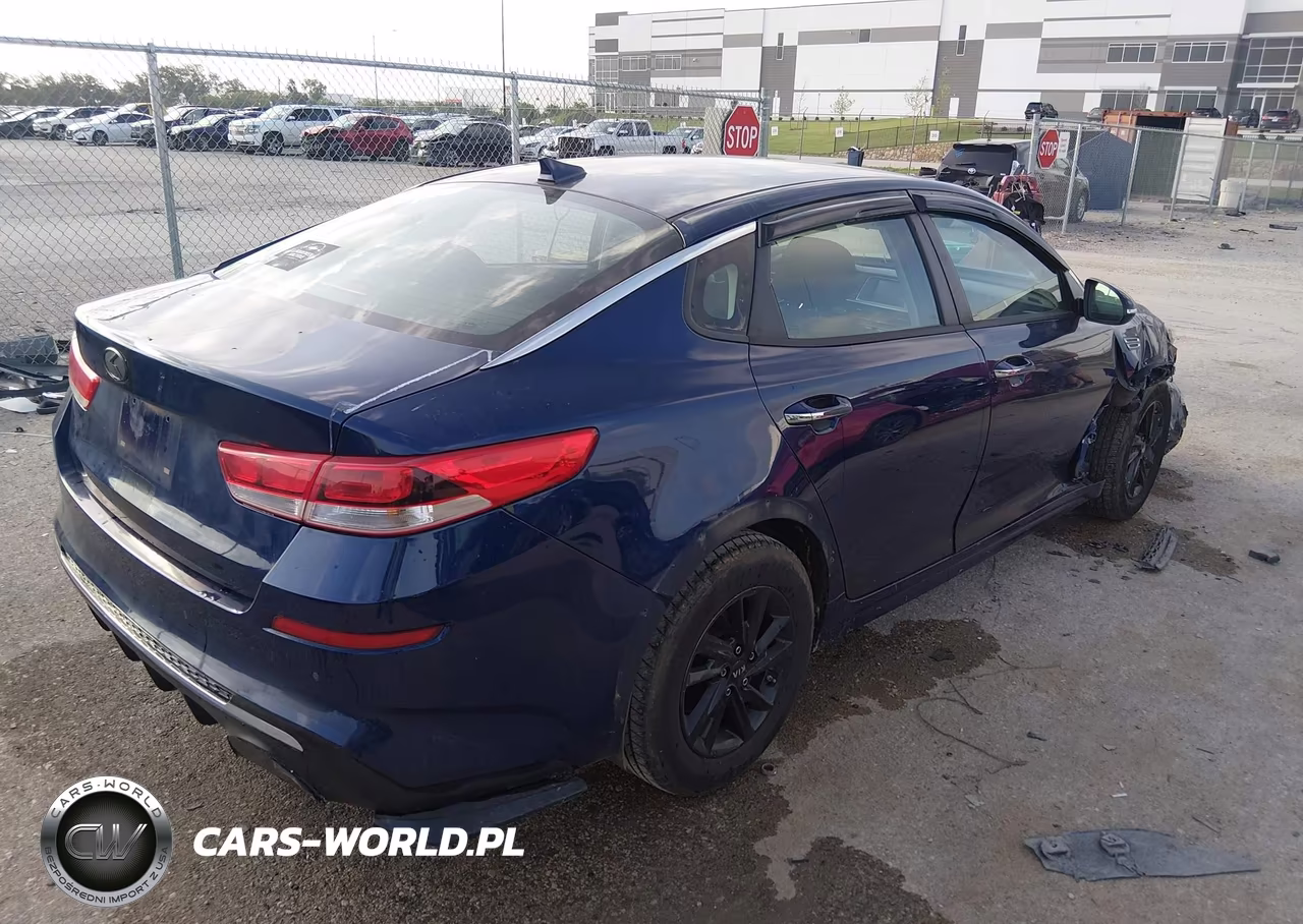 2020 Kia Optima Lx VIN:5XXGT4L33LG401743 - 4