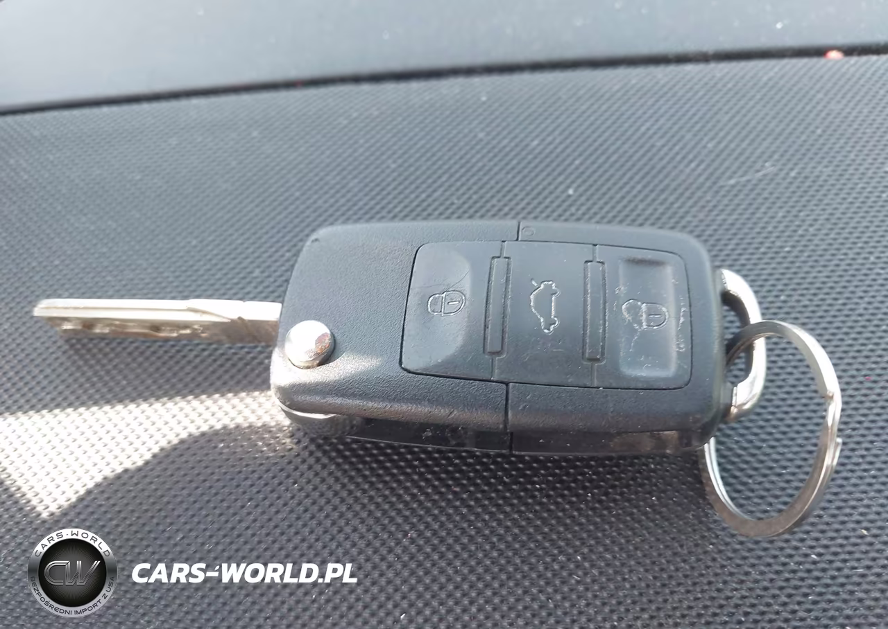 2008 Volkswagen New Beetle Se VIN:3VWRF31Y88M412068 - 11