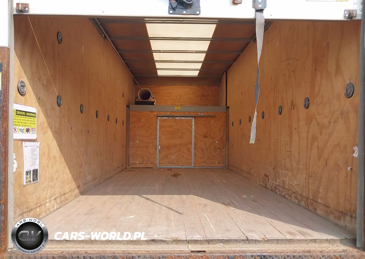 2019 Chevrolet Express Cutaway 4500 Van VIN:1GB0GSFGXK1274335 - 4