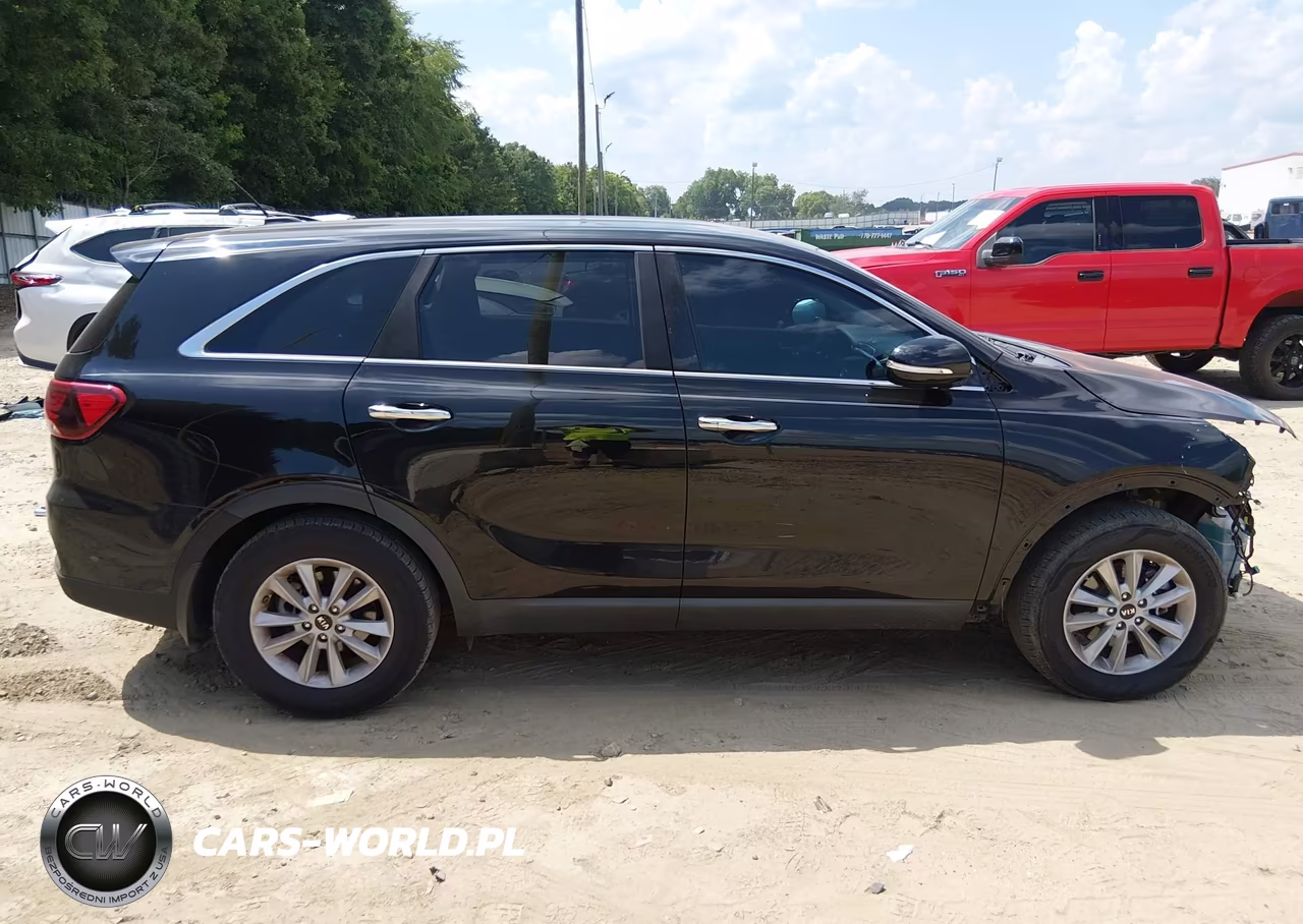 2019 Kia Sorento 2.4L L VIN:5XYPG4A38KG581920 - 14