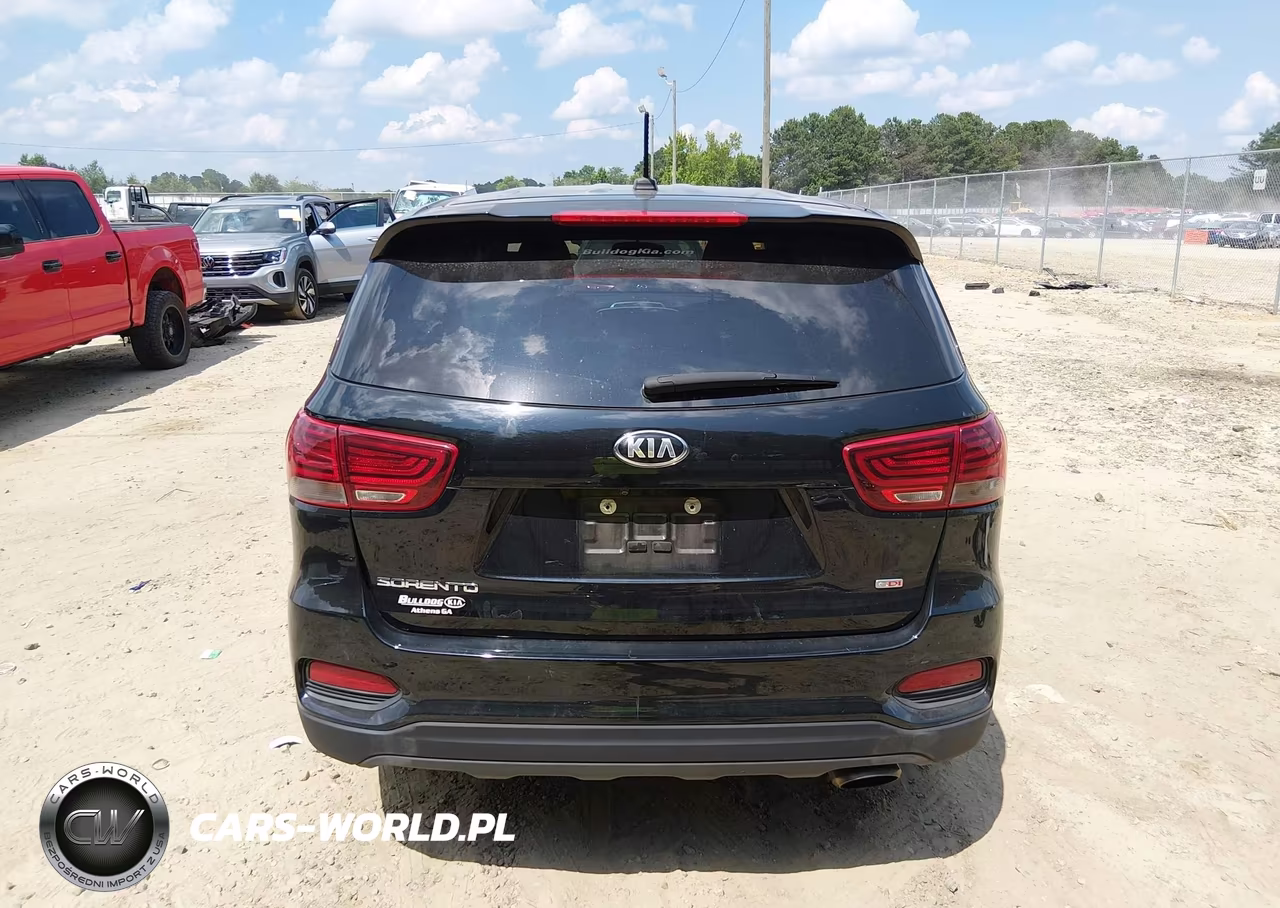 2019 Kia Sorento 2.4L L VIN:5XYPG4A38KG581920 - 17