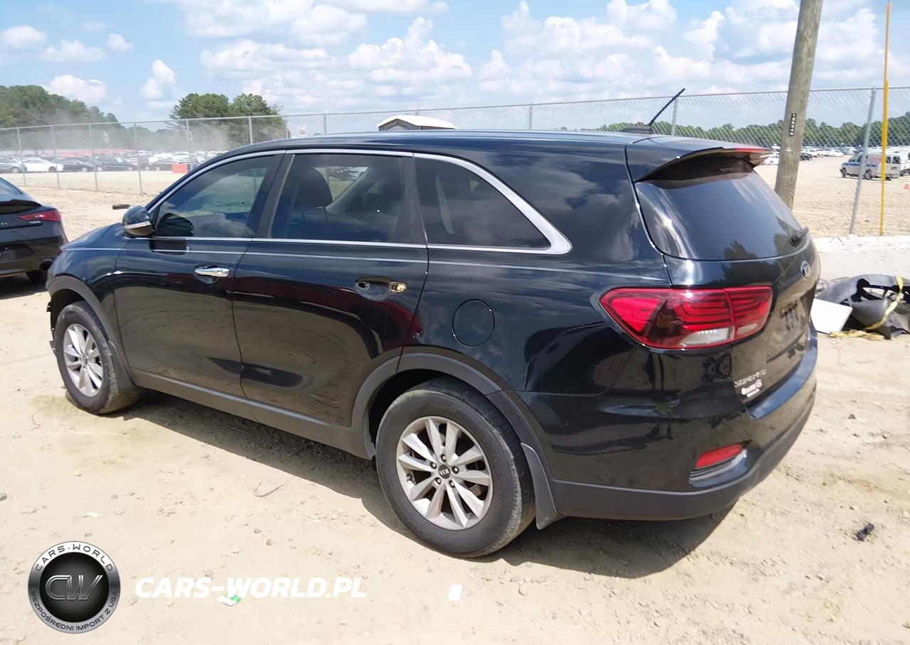 2019 Kia Sorento 2.4L L VIN:5XYPG4A38KG581920 - 3