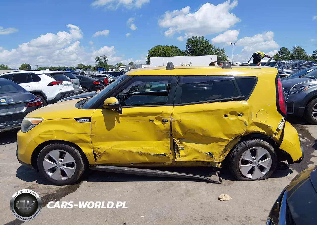 2014 Kia Soul + VIN:KNDJP3A56E7015077 - 14