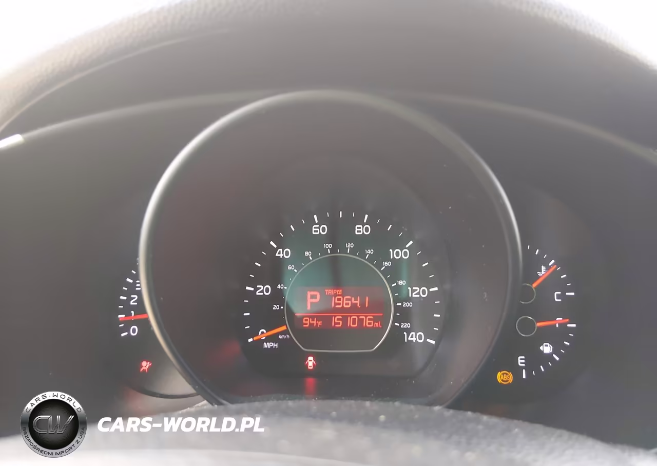 2014 Kia Soul + VIN:KNDJP3A56E7015077 - 7