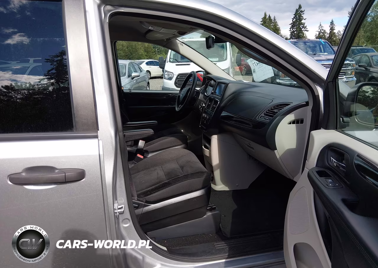 2019 Dodge Grand Caravan Se VIN:2C4RDGBG3KR571683 - 5