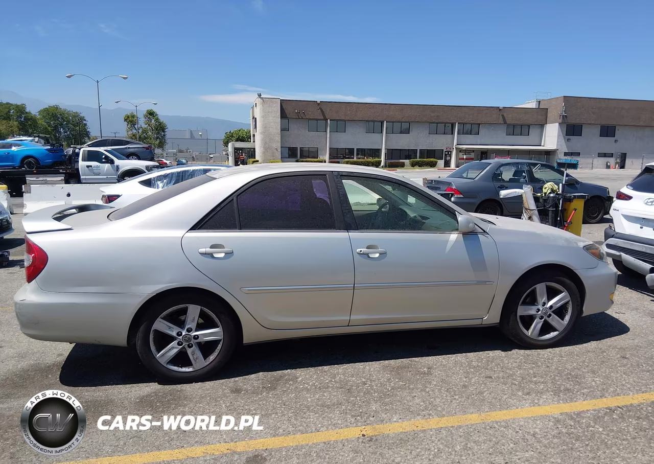2002 Toyota Camry Xle VIN:JTDBE30K520080248 - 13