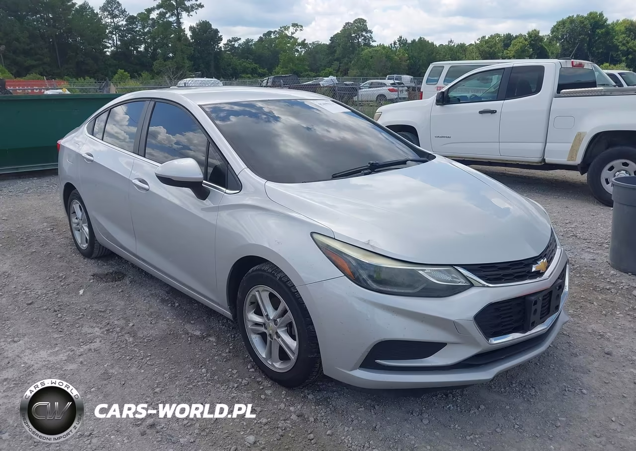 2018 Chevrolet Cruze Lt Auto – zdjęcie 1 z 16