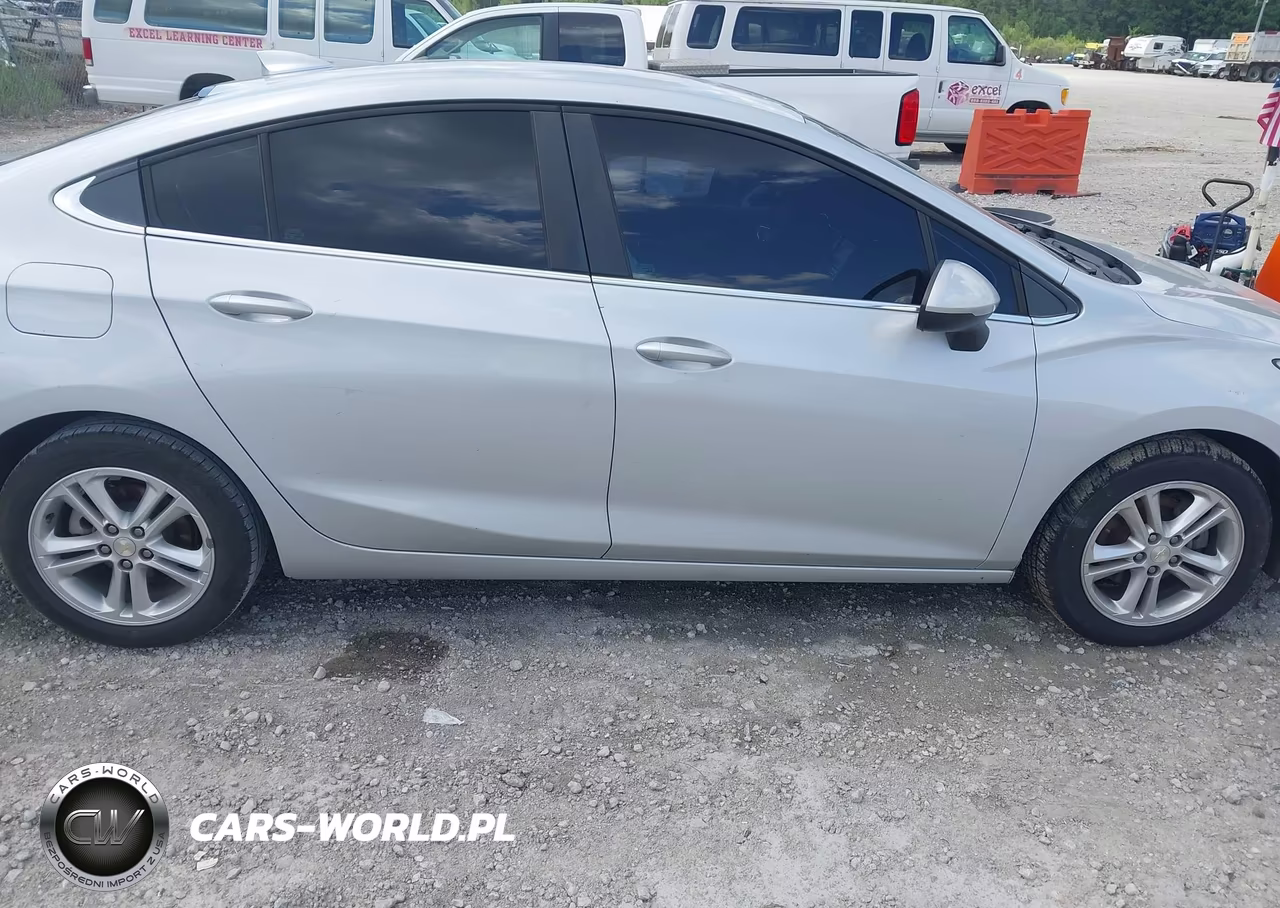 2018 Chevrolet Cruze Lt Auto VIN:1G1BE5SM7J7105966 - 13