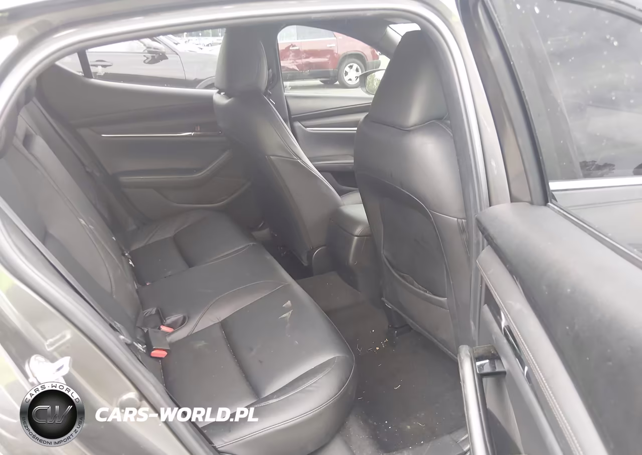 2020 Mazda Mazda3 Preferred Package VIN:JM1BPBMM1L1162523 - 8