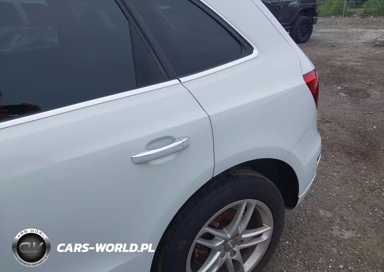 2015 Audi Q5 2.0T Premium VIN:WA1LFAFP4FA125649 - 6