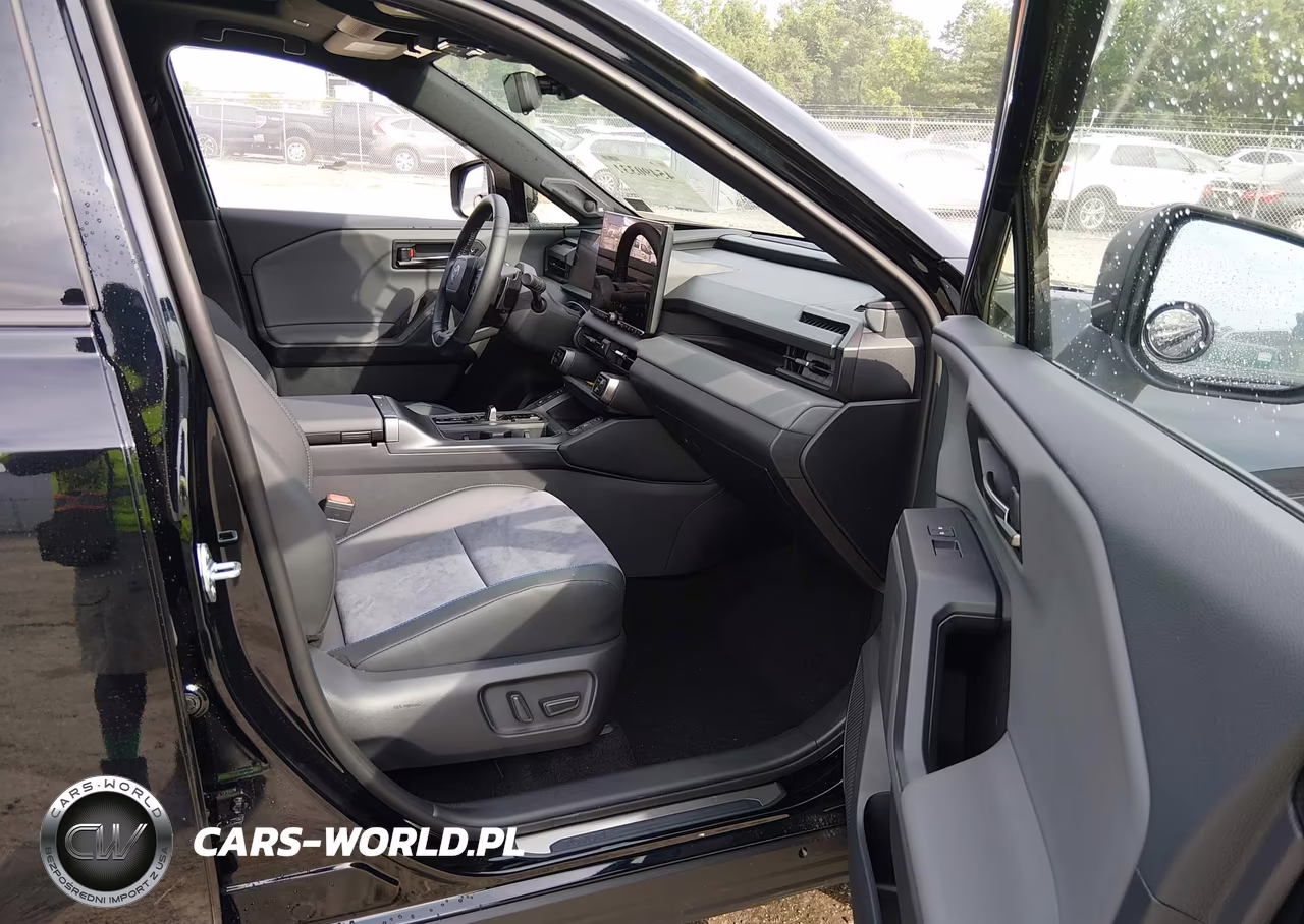 2026 Toyota Rav4 Plug-In Hybrid Xse VIN:JTM7ERAV7TD003294 - 5