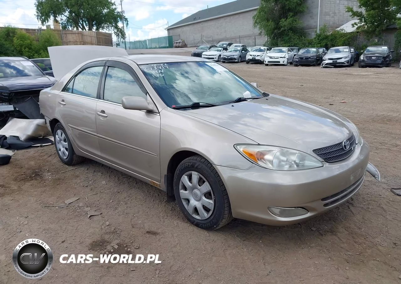 2003 Toyota Camry Le – zdjęcie 1 z 17