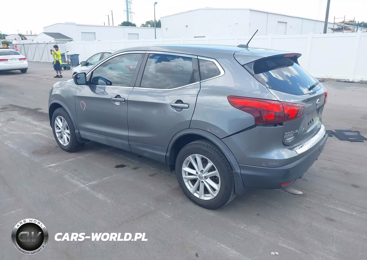 2018 Nissan Rogue Sport S VIN:JN1BJ1CP7JW101221 - 3