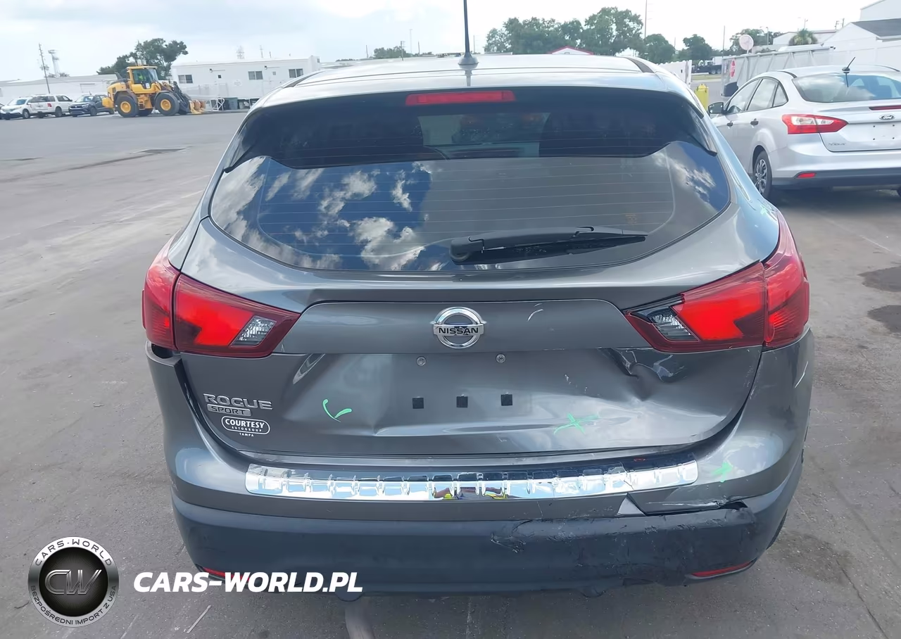 2018 Nissan Rogue Sport S VIN:JN1BJ1CP7JW101221 - 6