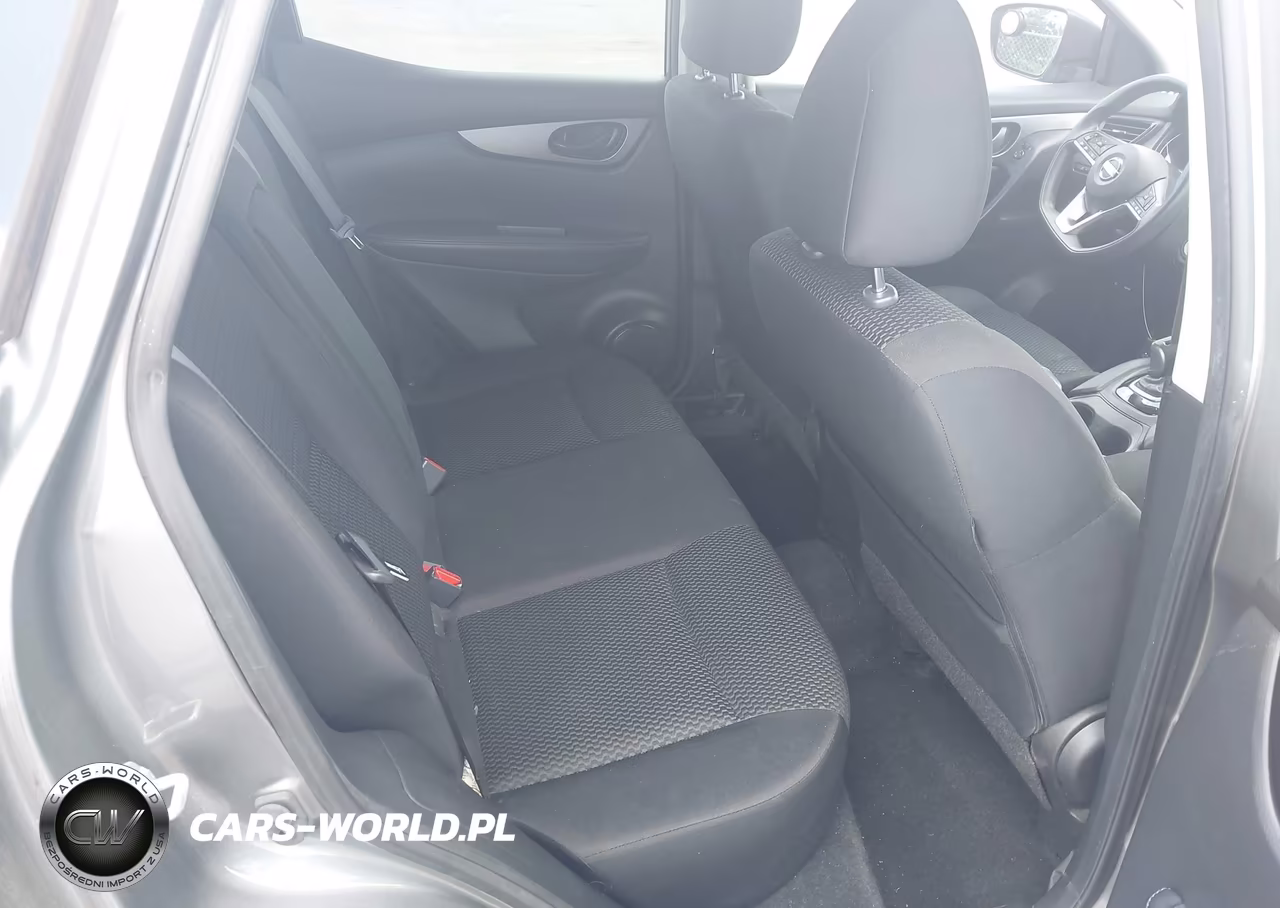 2018 Nissan Rogue Sport S VIN:JN1BJ1CP7JW101221 - 8