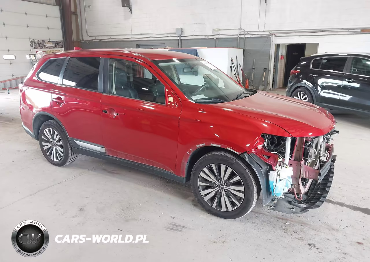 2019 Mitsubishi Outlander Se – zdjęcie 1 z 18