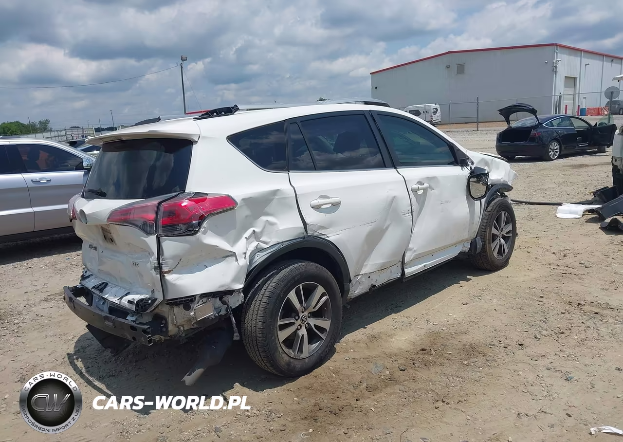 2018 Toyota Rav4 Xle VIN:JTMWFREV4JJ201493 - 4