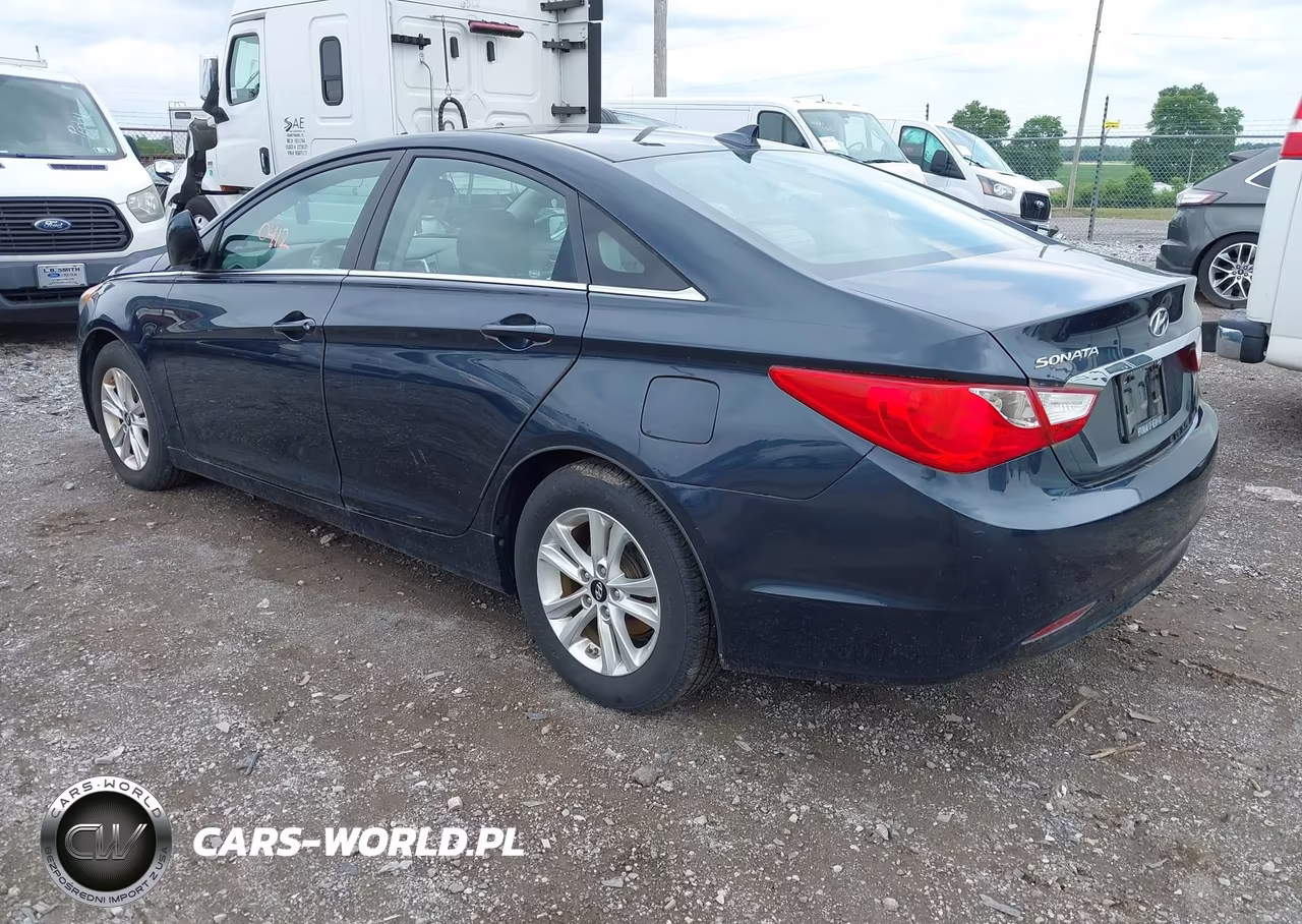 2012 Hyundai Sonata Gls VIN:5NPEB4AC6CH466068 - 3