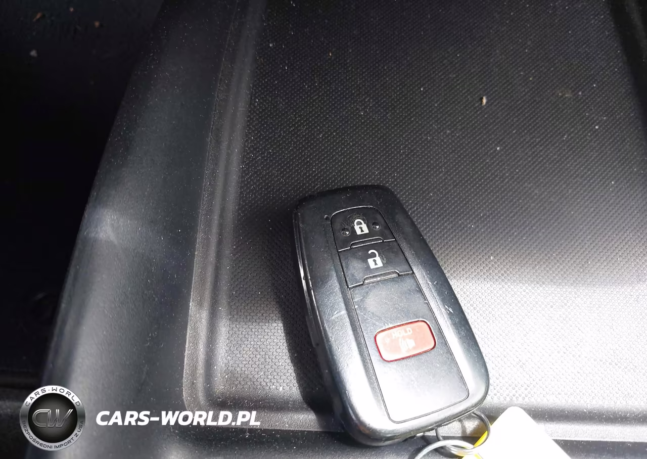 2019 Toyota Prius Le VIN:JTDKARFU2K3102132 - 11