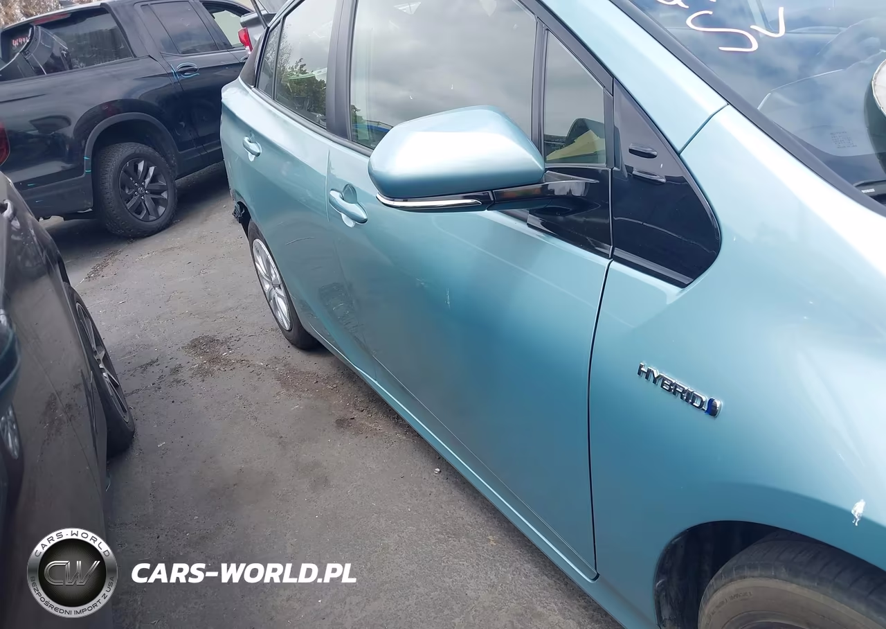 2019 Toyota Prius Le VIN:JTDKARFU2K3102132 - 14