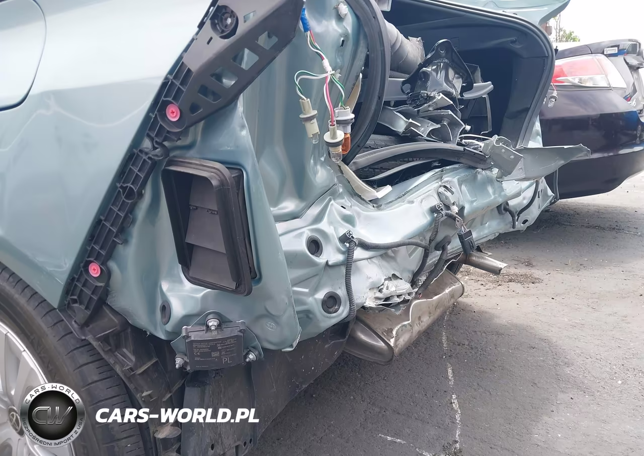 2019 Toyota Prius Le VIN:JTDKARFU2K3102132 - 19