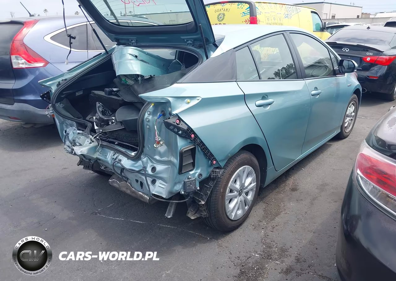 2019 Toyota Prius Le VIN:JTDKARFU2K3102132 - 4