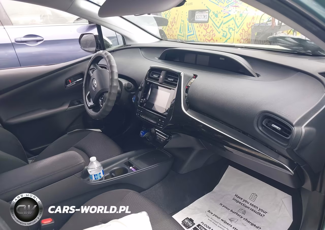 2019 Toyota Prius Le VIN:JTDKARFU2K3102132 - 5
