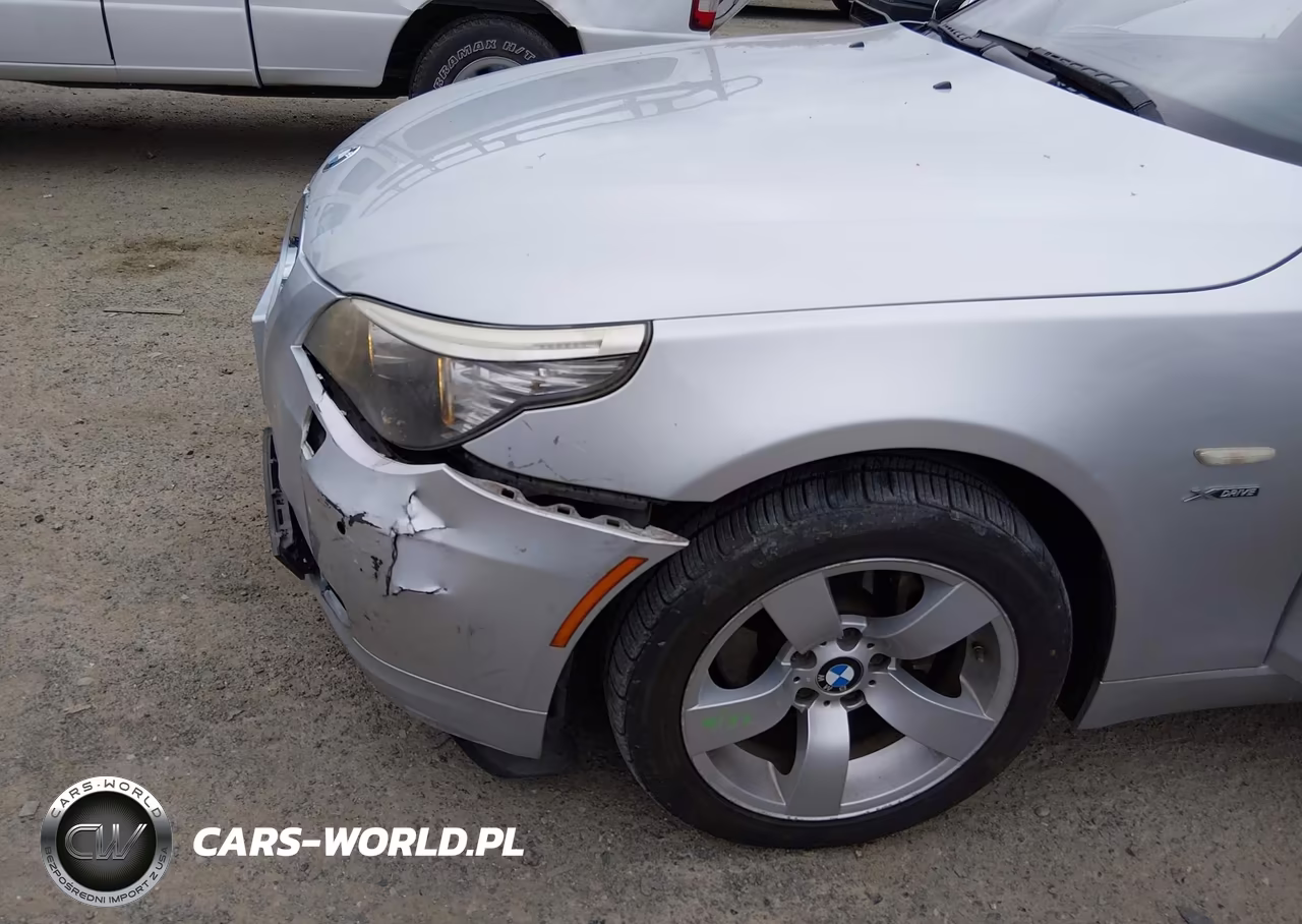 2010 BMW 528I xDrive VIN:WBANV1C59AC443555 - 14